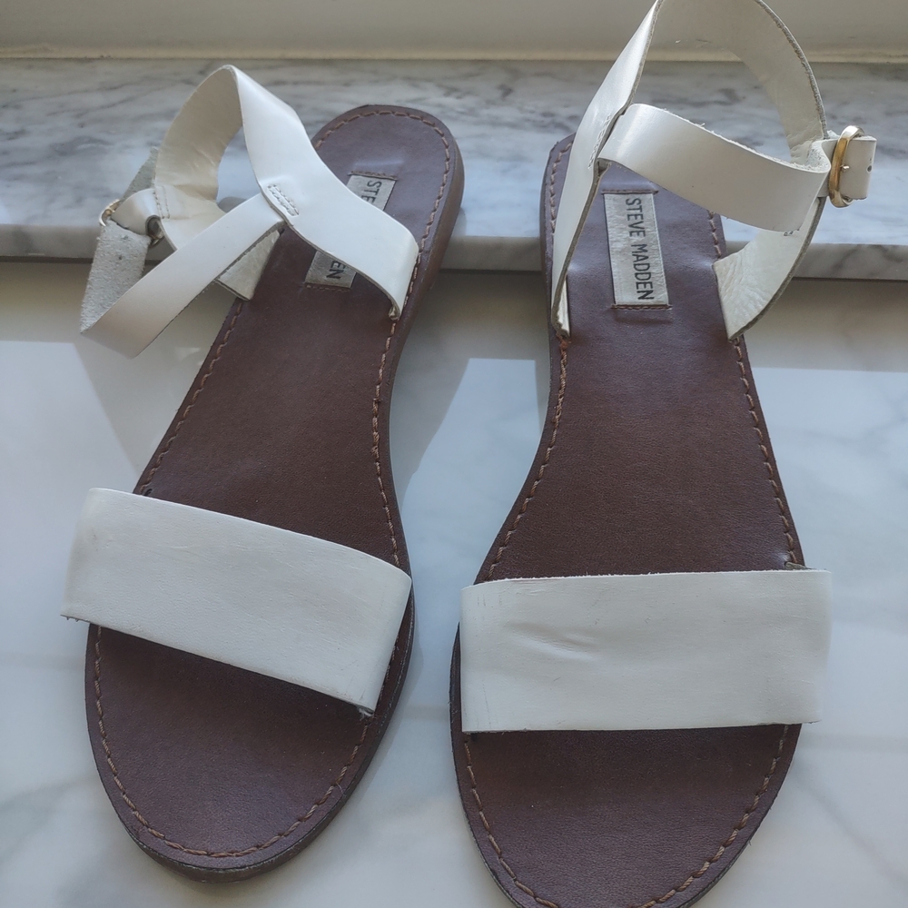 Steve Madden White Leather Sandals